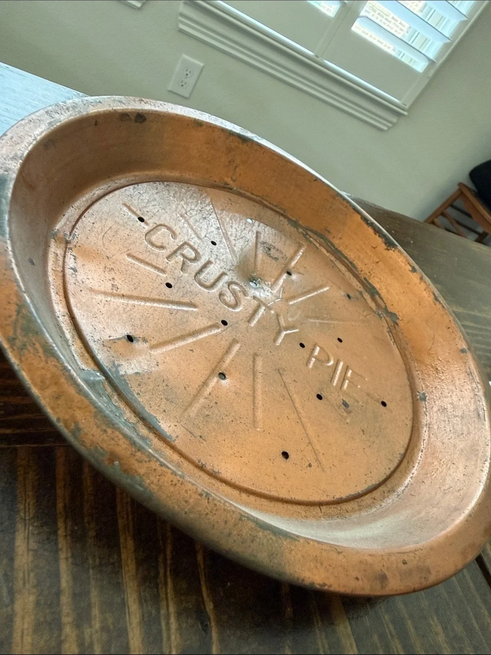 Crusty Pie Pie Pan - Copper Paint